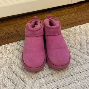 Ultra mini Uggs